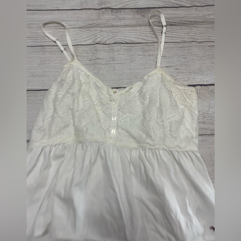 Hollister Women White Sleeveless Blouse S.